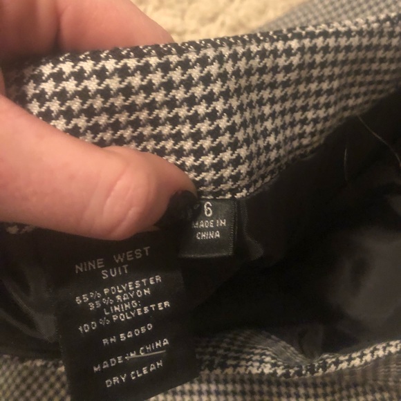 COPY - Nine West Gingham print 2 piece suit - Picture 2 of 3